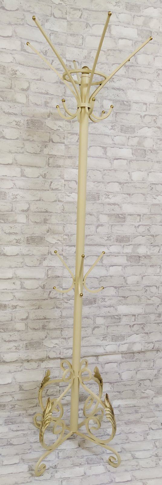 Кованая напольная вешалка