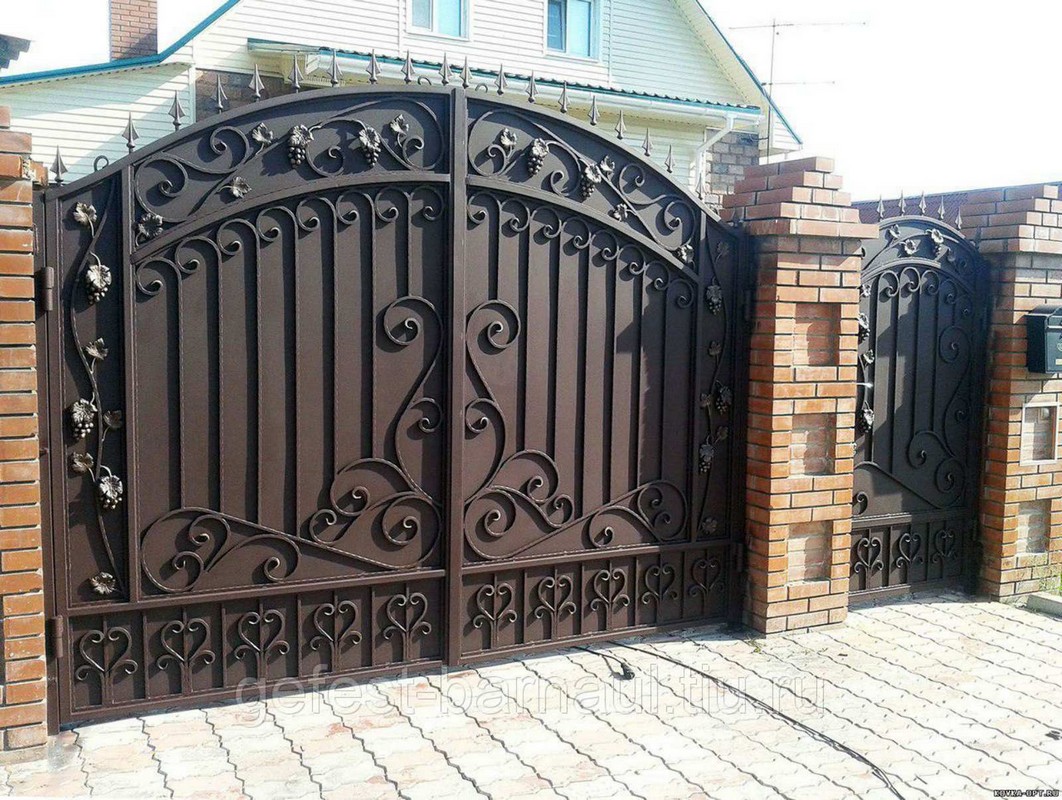 Кованые ворота и заборы
